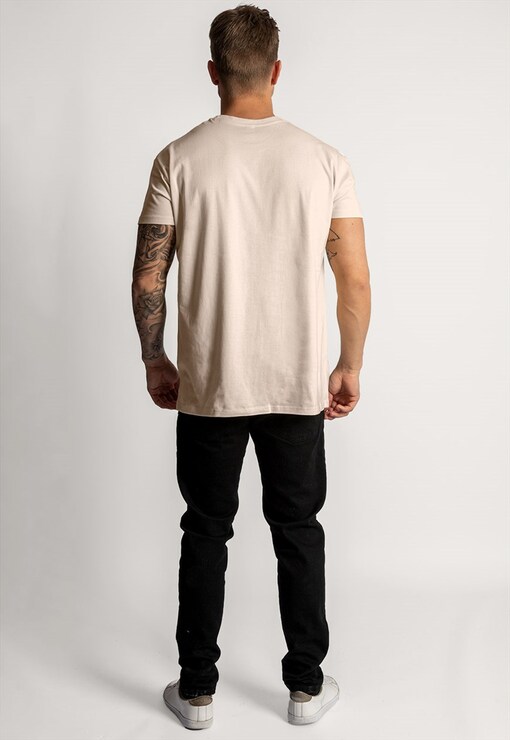 garment image