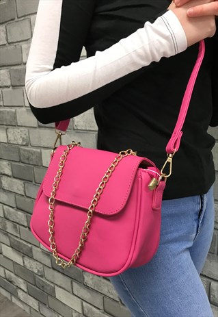 PINK FAUX LEATHER CHAIN DETAIL CROSS BODY BAG