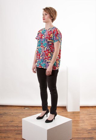 ON SALE FLORAL SILKY TEE / BOXY OVERSIZED TSHIRT