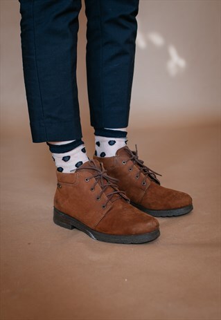 VINTAGE 70S BROWN SUEDE ANKLE BOOTS