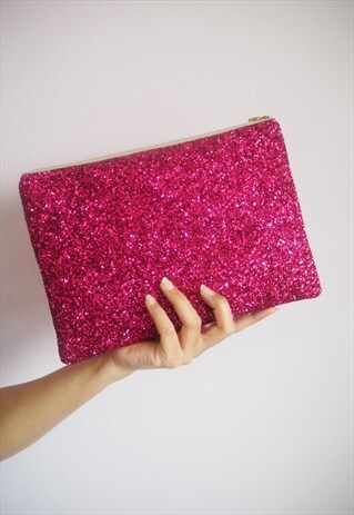 FUCHSIA GLITTER CLUTCH BAG