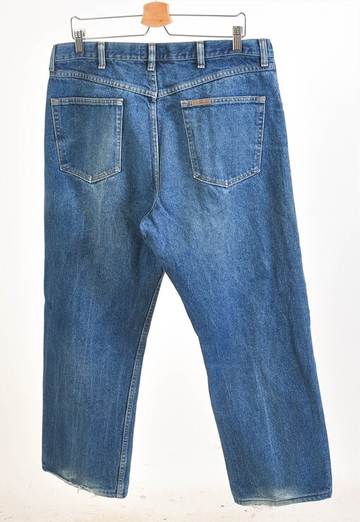 garment image