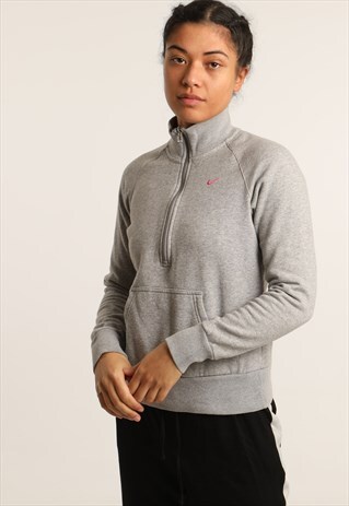 VINTAGE NIKE EMBROIDERED 1/4 ZIP SWEATSHIRT