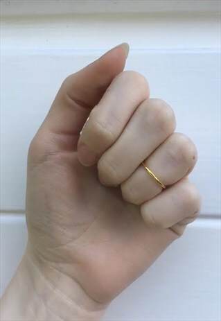 WOMENS BOHO GOLD COLOURED SIMPLE GEOMETRIC MIDI RING
