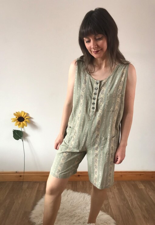 garment image