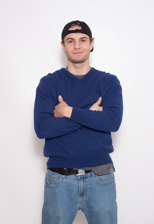 garment image