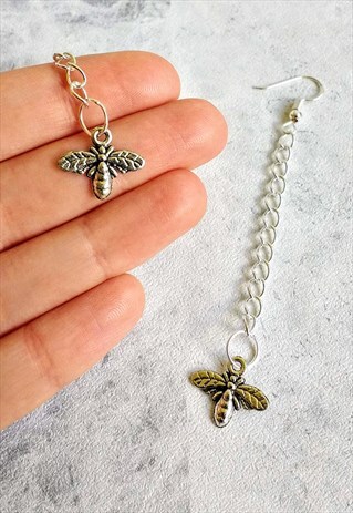 MINI BEE DROP CHAIN EARRINGS