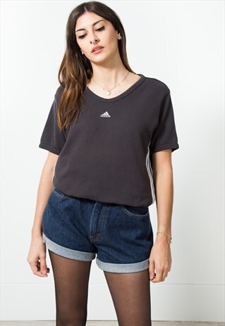 VINTAGE ADIDAS SPORT T-SHIRT / S5408