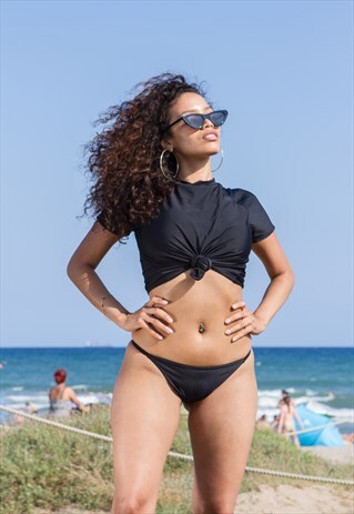 BADDIE BASICS BLACK CROP TOP