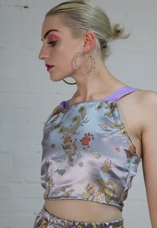 EMBROIDERED DRAGON CROP IN SILVER