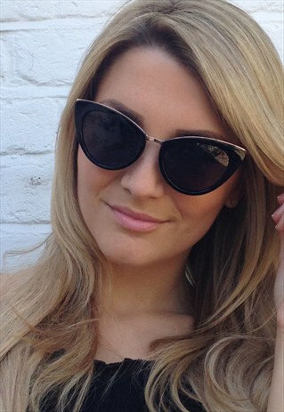 BLACK CATS EYE SUNGLASSES