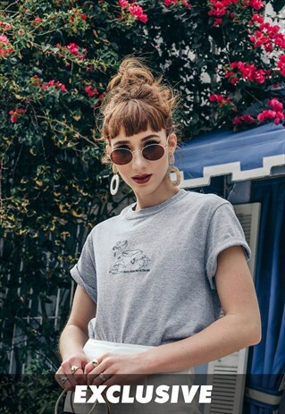 EXCLUSIVE PLENTY MORE FISH IN THE SEA SLOGAN EMBROIDERED TEE