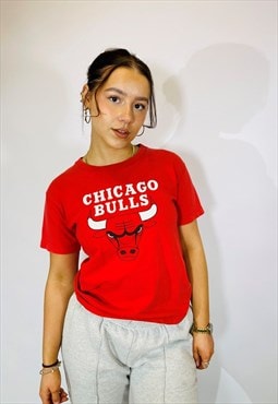 Vintage Size S Chicago Bulls T Shirt in Red