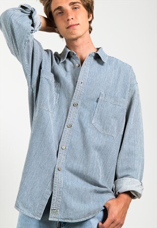 VINTAGE 80S LEVI'S DENIM SHIRT / S4932