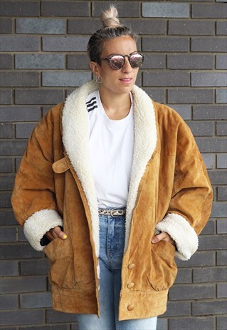 VINTAGE 1990S TAN SUEDE SHEEPSKIN OVERSIZED COAT