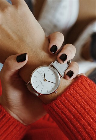 GENUINE GREY LEATHER WATCH