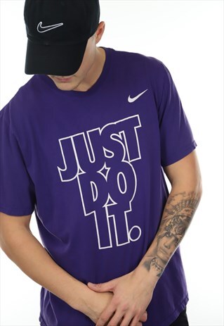 VINTAGE NIKE GRAPHIC PRINT T SHIRT TEE