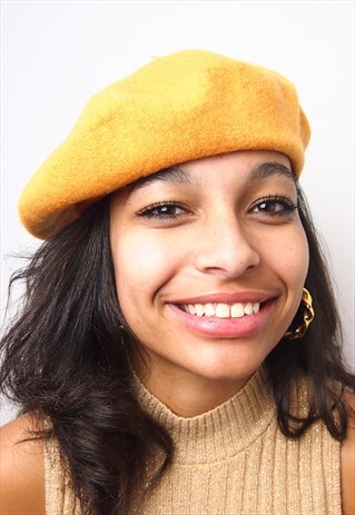 GOLDEN YELLOW WOOL BERET