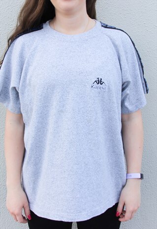 VINTAGE KAPPA T SHIRT SIZE WOMEN'S MEDIUM