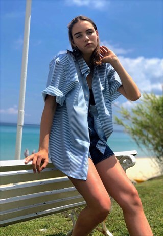 VINTAGE 80'S BLUE STRIPED SHORT SLEEVE OVERSIZED SHIRT