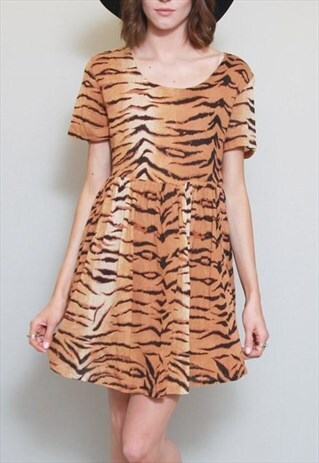 VINTAGE 1990'S TIGER PRINT MINI SKATER DRESS.
