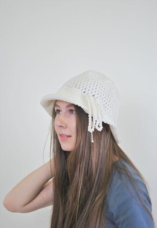 RETRO WHITE KNITTED BUCKET HAT, VINTAGE VOCATION SUMMER HAT