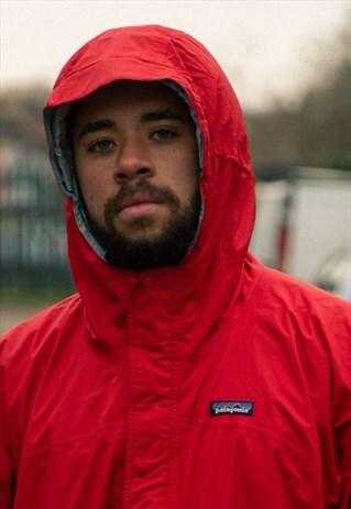PATAGONIA TORRENT SHELL RAIN JACKET IN CRIMSON RED