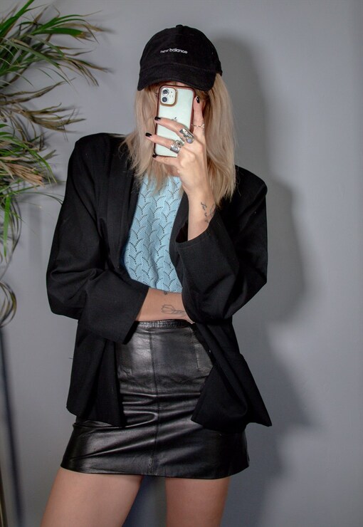 garment image