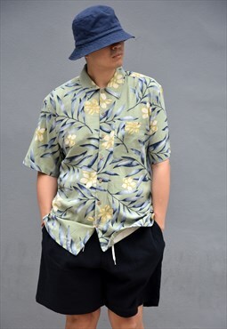 Vintage Oversized Hawaiian Silky Shirt