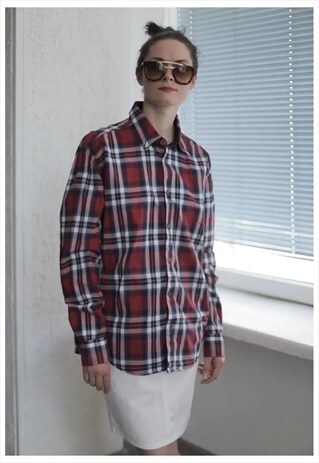 VINTAGE 90'S RED CHECKED BUTTON UP SHIRT