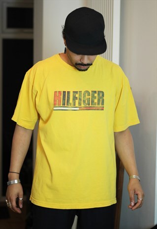VINTAGE TOMMY HILFIGER YELLOW LOGO T-SHIRT