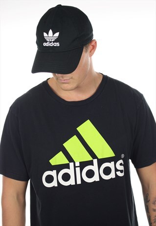 VINTAGE ADIDAS BIG LOGO T SHIRT