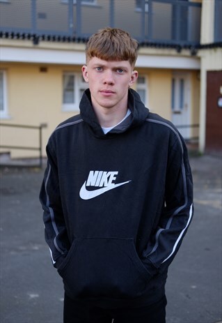 90S VINTAGE NIKE HOODIE