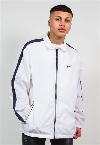 VINTAGE NIKE WINDBREAKER JACKET