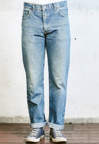 VINTAGE BLUE LEVIS JEANS