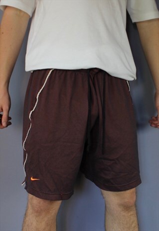 VINTAGE NIKE DRI FIT SHORTS IN TWO TONE RED AND BLACK WITH E