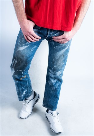 VINTAGE LEVI'S 501 JEANS IN BLUE DENIM WITH PAINT MARKS