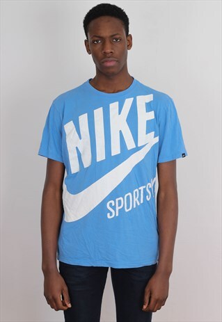 VINTAGE NIKE T SHIRT