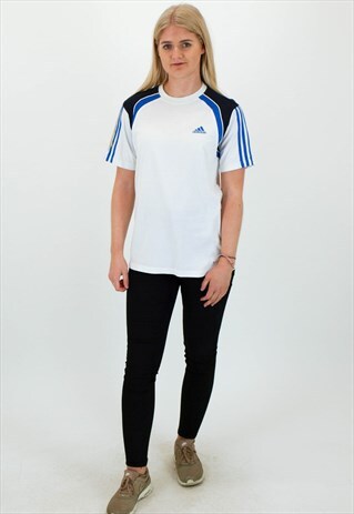 VINTAGE ADIDAS T-SHIRT
