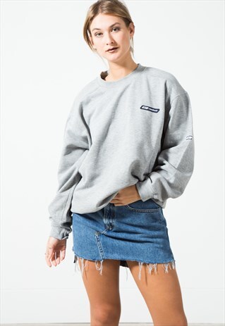 VINTAGE REEBOK SWEATSHIRT / S1731