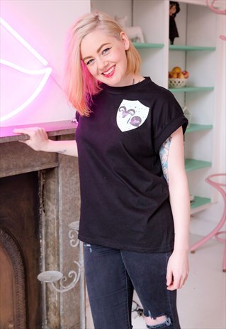 WITCH CREST BLACK TEE