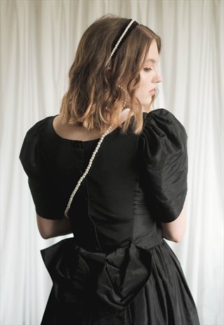 80S VINTAGE BLACK SATIN LAURA ASHLEY PUFF SLEEVED PARTY DRES