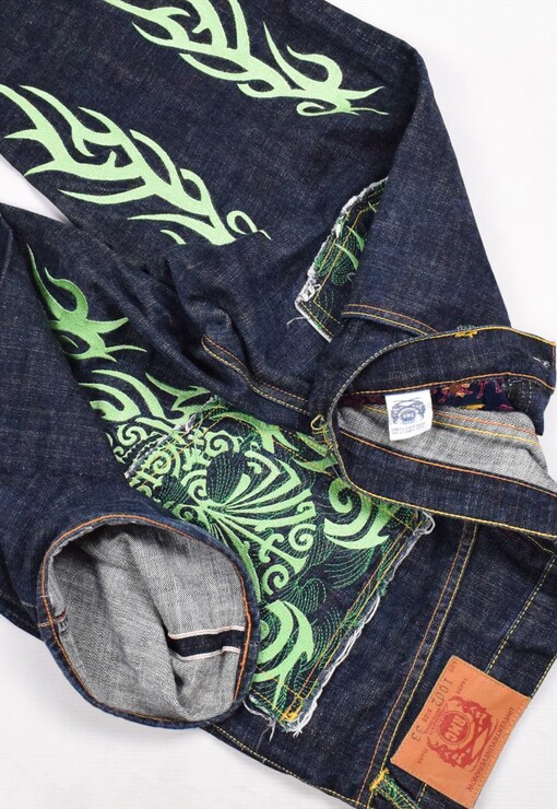 garment image