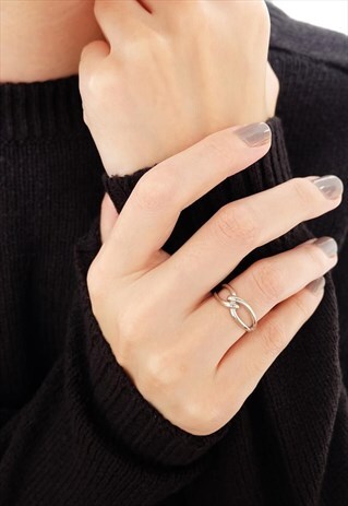 TINY OPEN CIRCLE STERLING SILVER RING