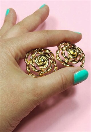 VINTAGE GOLD EARRINGS, TWISTED DESIGN CLIP ON
