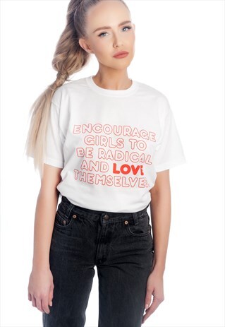 ENCOURAGE GIRLS TO LOVE PRINTED FESTIVAL SUMMER T-SHIRT