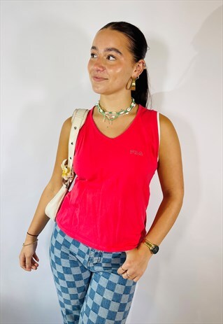 Y2K FILA SIZE M TANK TOP IN RED
