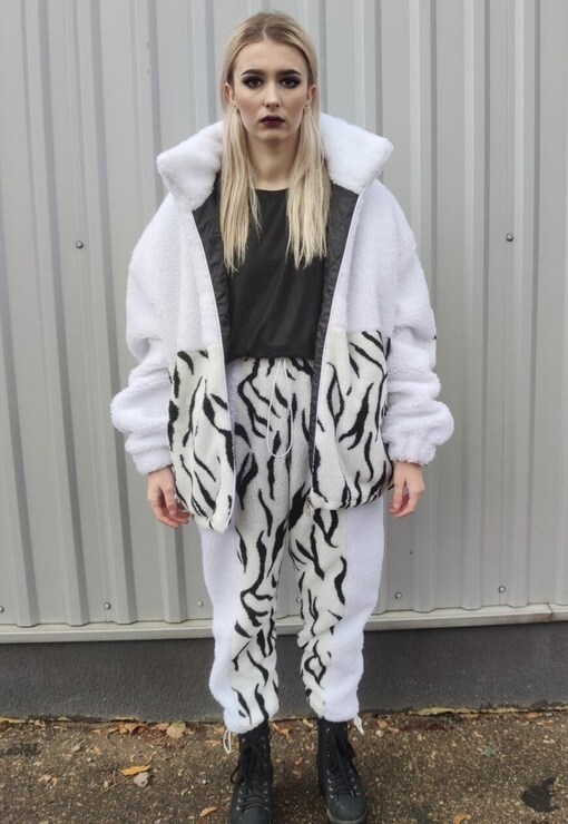 garment image
