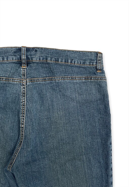 garment image