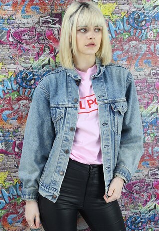 VINTAGE LEVI'S 80S LIGHT BLUE DENIM JACKET. UNISEX.